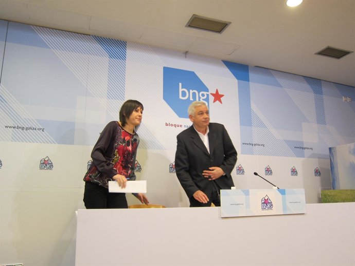 Guillerme Vázquez Se Sienta En Rueda De Prensa Con Ana Pontón