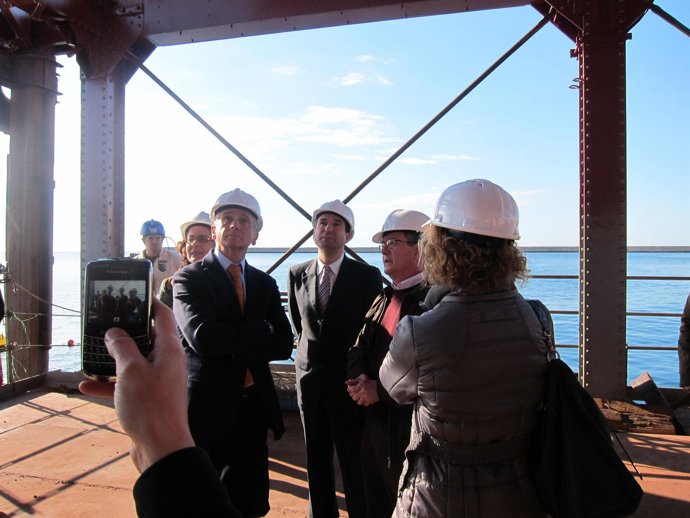 Plata Visita Las Obras De 'El Cable Inglés'