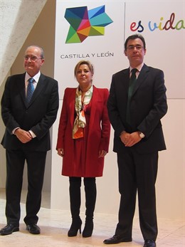 El Alcalde De Málaga (I), Rosa Valdeón (C) Y Fernando Martínez (D)