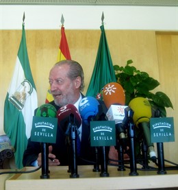 Fernando Rodríguez Villalobos