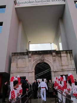Inauguración Del Centro Harrobia En Bilbao.