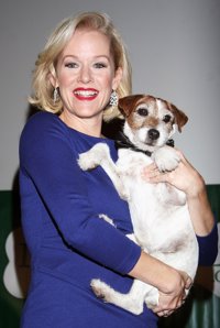 Uggie, el perro de The Artist, favorito en la primera edición de los Oscar caninos