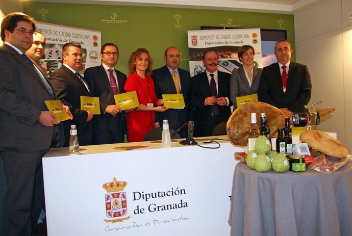 Diputación Presenta Un Folleto De Los Alimentos De Calidad De Granada