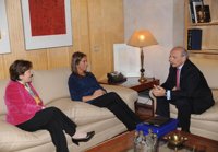 Los enfermeros se comprometen con Mato a abordar el Pacto de Estado por la Sanidad con "diálogo y lealtad"