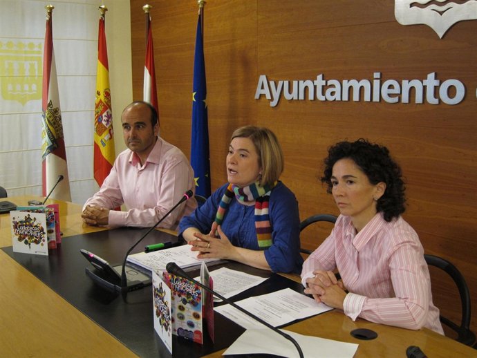 Corres, En La Presentación De Las Ludotecas