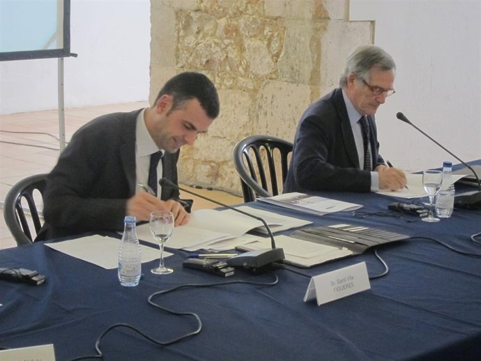 El Alcalde De Figueres, Santi Vila, Y El De Barcelona, Xavier Trias