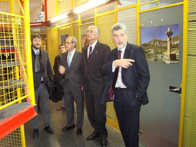 Antonio Suárez Visita La Comarca De La Hoya