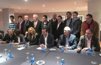 Jiménez dice que decidir entre Rubalcaba y Chacón no supone división y pide "unidad" en torno al elegido