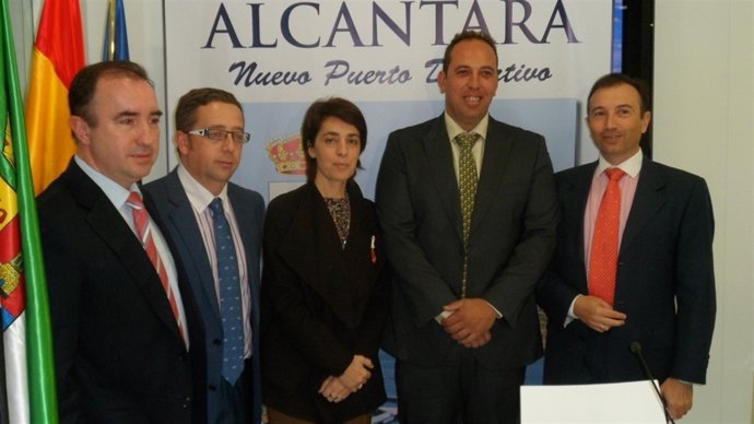 Puerto Deportivo En El Municipio Cacereño De Alcántara (Fitur)