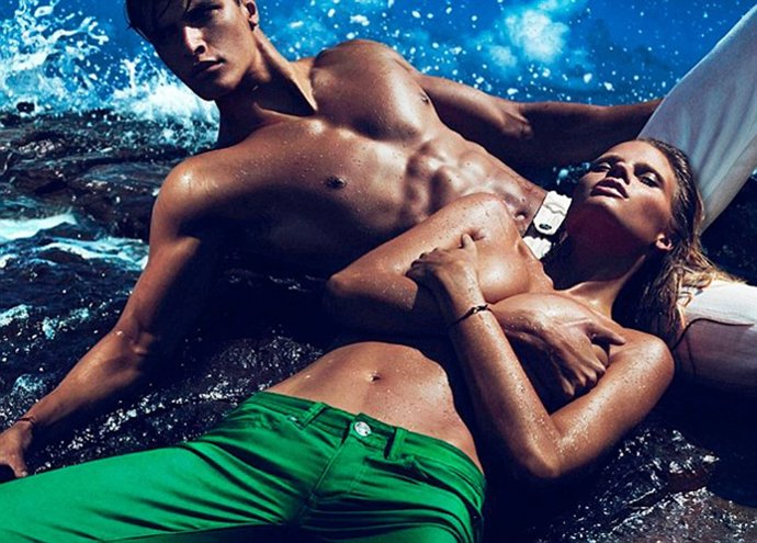 Lara Stone Para Calvin Klein 