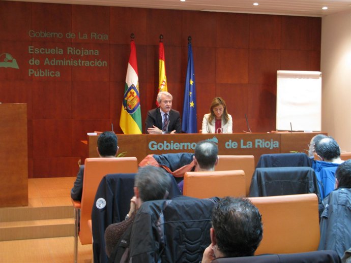 Del Río Clausura Curso De Policía