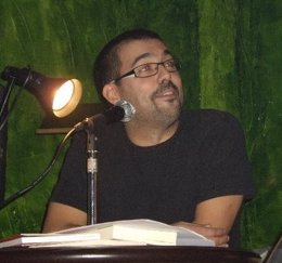 El Poeta Alicantino Natxo Vidal
