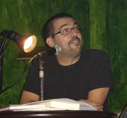 El Poeta Alicantino Natxo Vidal