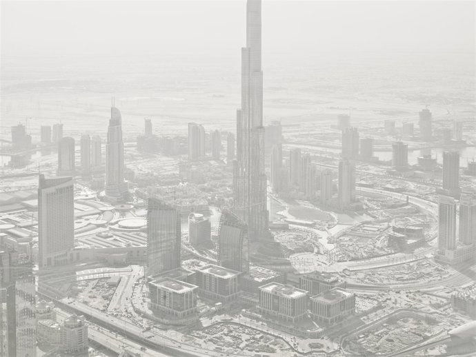 Maqueta Aérea, De Rubén Acosta