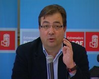 Vara dice que "Extremadura no pertenece a nadie" y que los delegados "no" llevarán "un mandato" al congreso de Sevilla