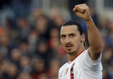Ibrahimovic, Delantero Del Milan