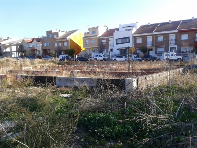 Solar En El Que Debe Construirse La Escuela Infantil De Expansión Norte.