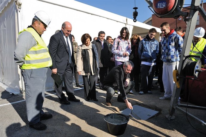 Colocada La Primera Piedra De La Obra Del IES Virgen De Las Nieves