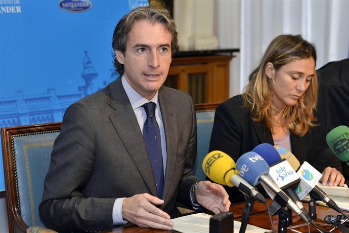 Iñigo De La Serna Y María Tejerina 