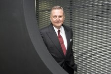 El Actor Carlos Larrañaga En Plató