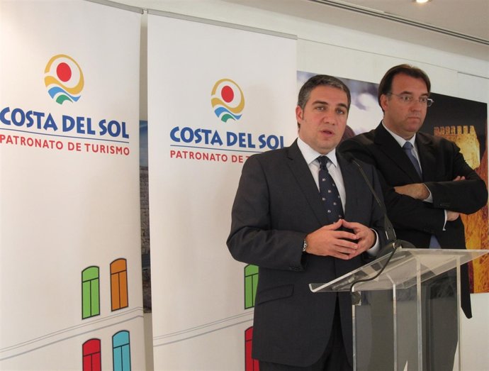 El Presidente Del Patronato De Turismo, Elías Bendodo, Y Gerente, Arturo Bernal