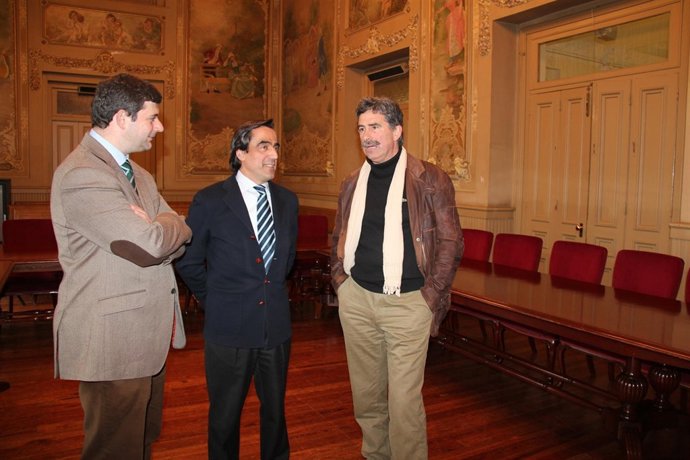 Reunión Entre Responsables De Torrelavega Y Vitoria 
