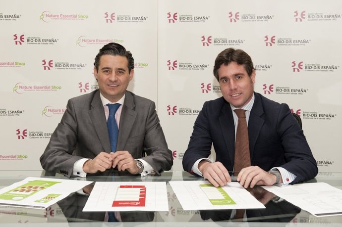 Firma De Convenio De Laboratorios BIO-DIS Y Casamedia