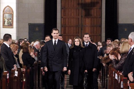 Los Príncipes Y Rajoy En El Funeral De Fraga