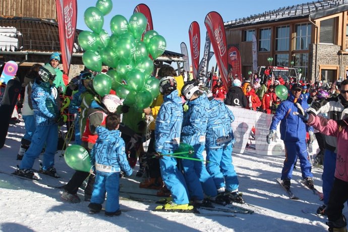 Niños En Sierra Nevada Este Fin De Semana
