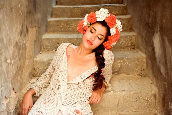 Mor Karbasi Pone Voz Al Día De La Memoria Del Holocausto