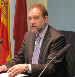El Consejero De Educación, Formación Y Empleo, Constantino Sotoca