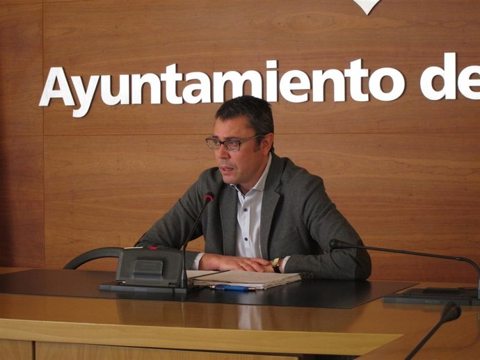 El Concejal De Desarrollo Urbano, Pedro Sáez Rojo