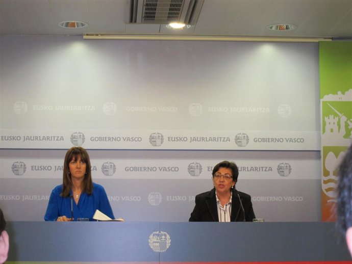 Idoia Mendia Y Pilar Unzalu En Rueda De Prensa Tras El Consejo De Gobierno 