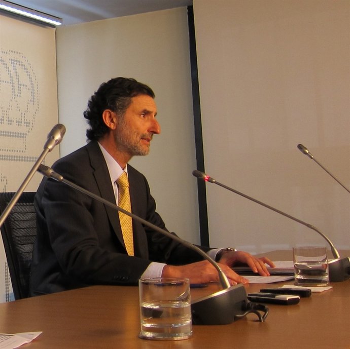 Alonso, Durante La Rueda De Prensa.