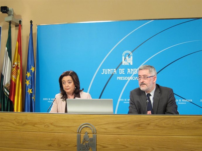 Antonio Ávila, A La Derecha, En Rueda De Prensa Junto A Mar Moreno