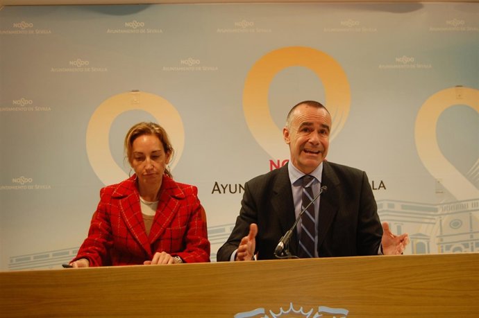 Antonio Muñoz En Rueda De Prensa.