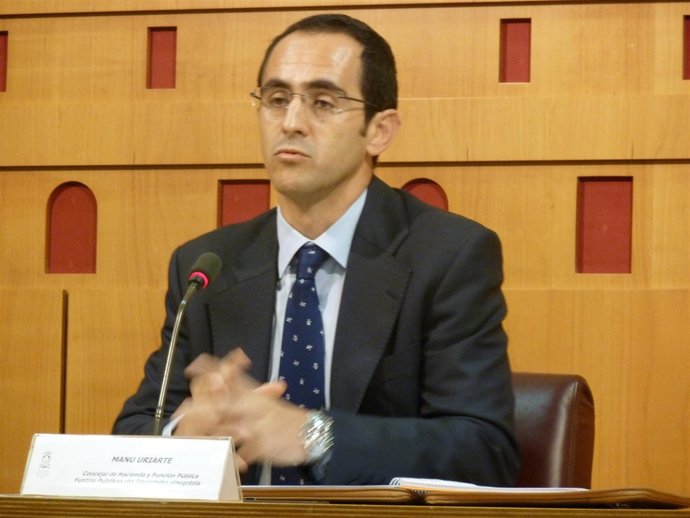 El Concejal De Hacienda En El Ayuntmaiento De Vitoria, Manu Uriarte