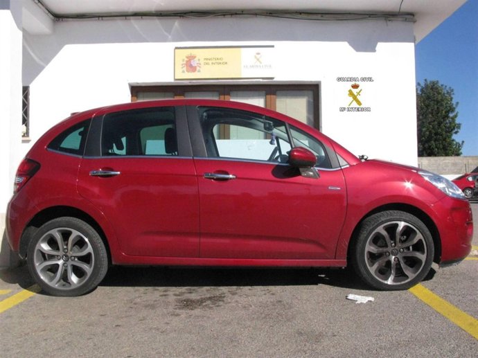Coche Robado A La Empresa De Alquiler De Vehículos.