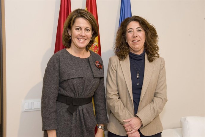 Yolanda Barcina Y Carmen Alba.