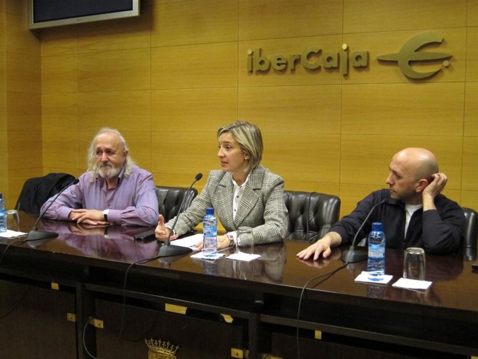 Montxo Armendáriz, Teresa Fernández Y Luis Alegre