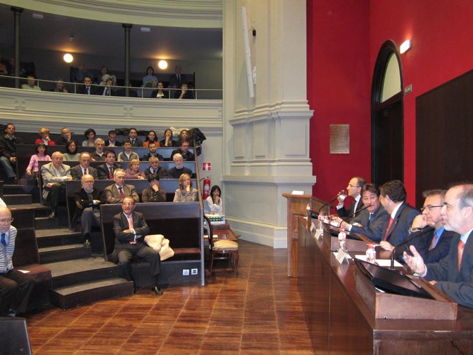 Inicio De La I Semana De La Nanociencia En La UZ