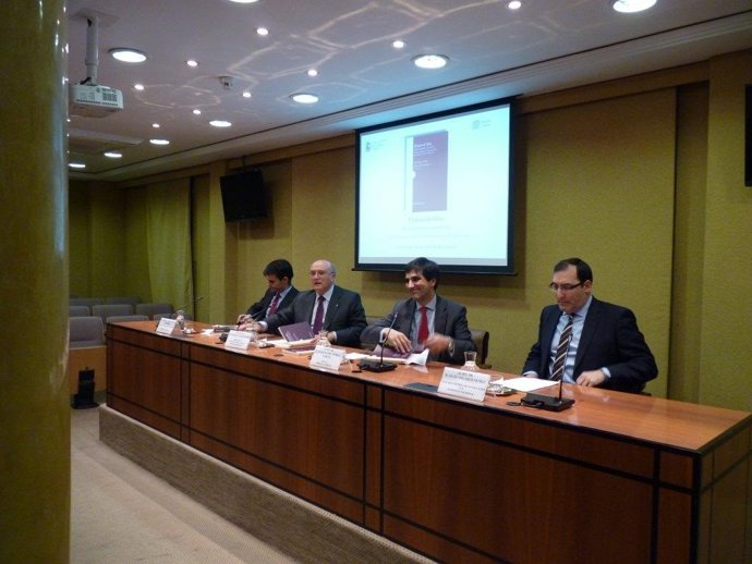 Pablo Ruz, Carlos Carnicer  Y El Fiscal Del TS Antonio