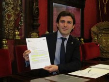 El Concejal De Educación, Jorge Saavedra