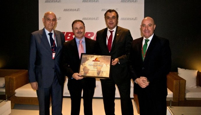 Ceavyt Recibe El 'Diploma De Honor' Que Premia Su Trabajo Por La Unidad