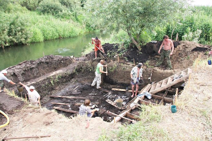 Yacimiento Arqueológico (Neolítico Y Mesolítico) Encontrado En La Cuenca Del Río