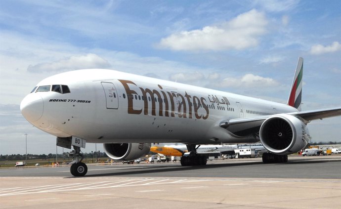 Avion De Emirates Airlines