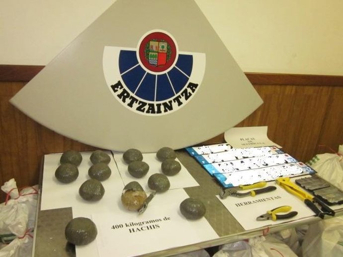 Incautados 400 Kilos De Hachis.