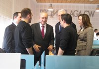 De la Torre espera que con un nuevo Gobierno andaluz "cambie" el modo de dar información sobre el metro