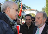 De Lorenzo dice que el PP cumple su compromiso con los pensionistas aunque "en el marco de las dificultades económicas"