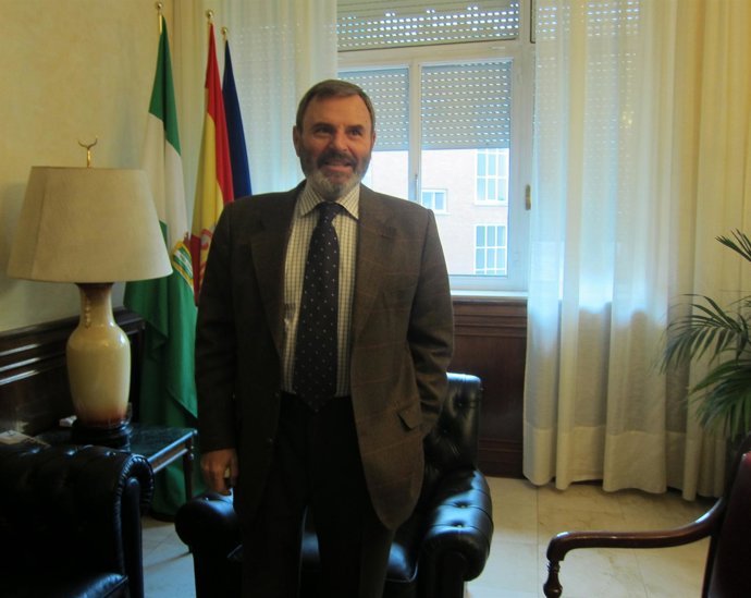 El Subdelegado Del Gobierno Central En Jaén, Juan Bautista Lillo.